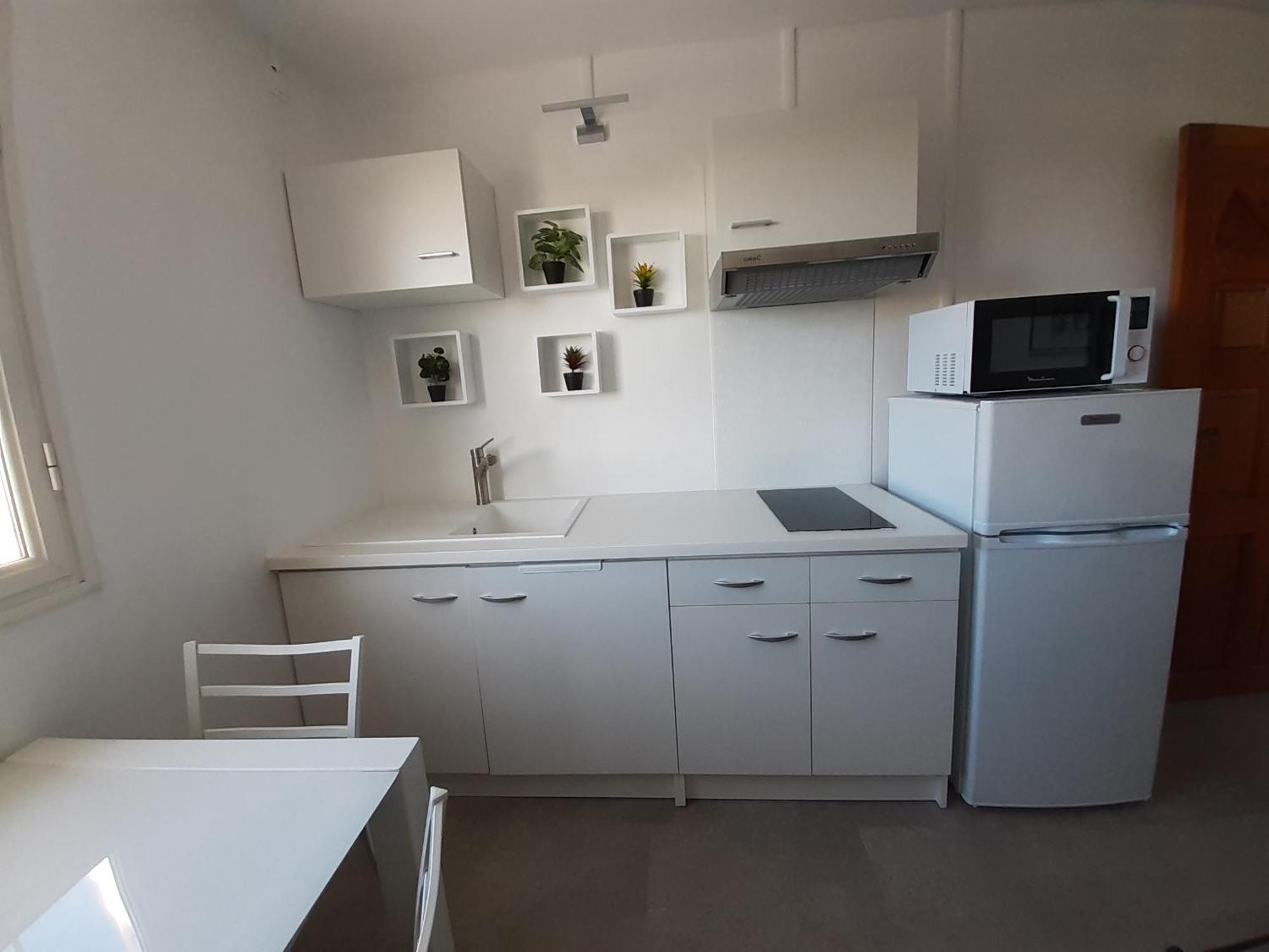Joli Appartement, Piscine, Jacuzzi Sainte-Suzanne Eksteriør billede